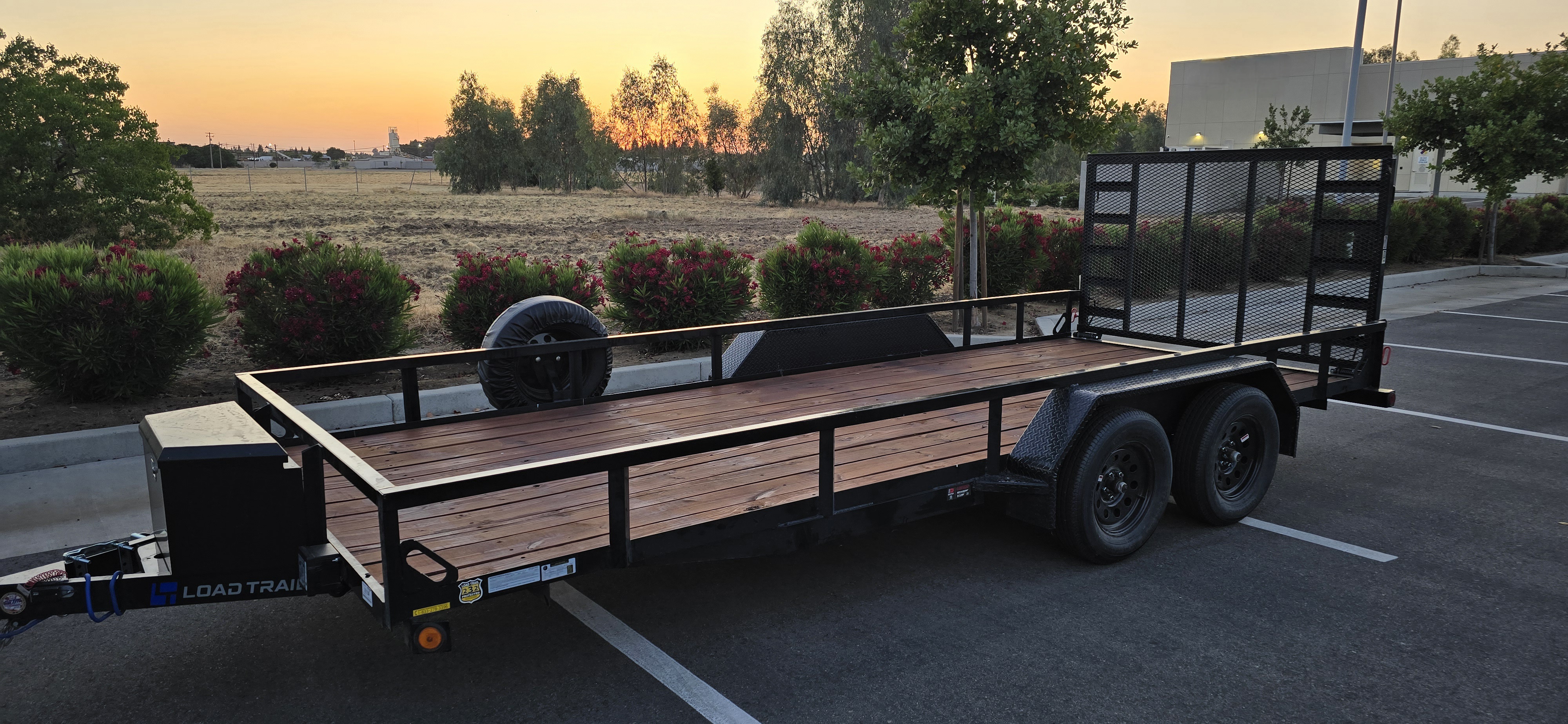 7x18 Heavy Duty Utility Trailer